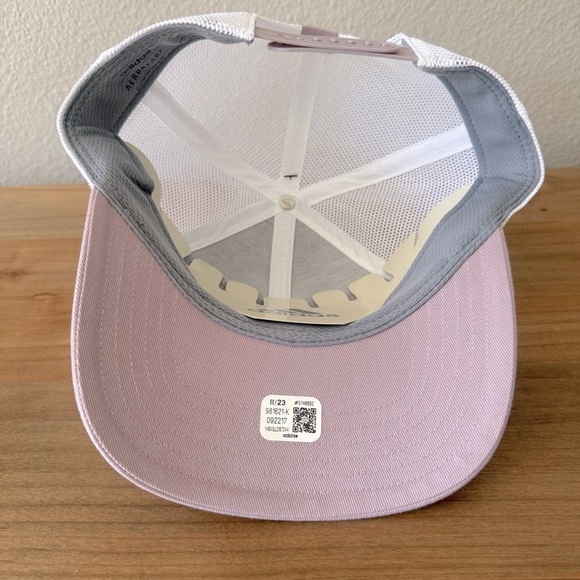 NWT Adidas Aeroready women’s snap back hat - Picture 7 of 7